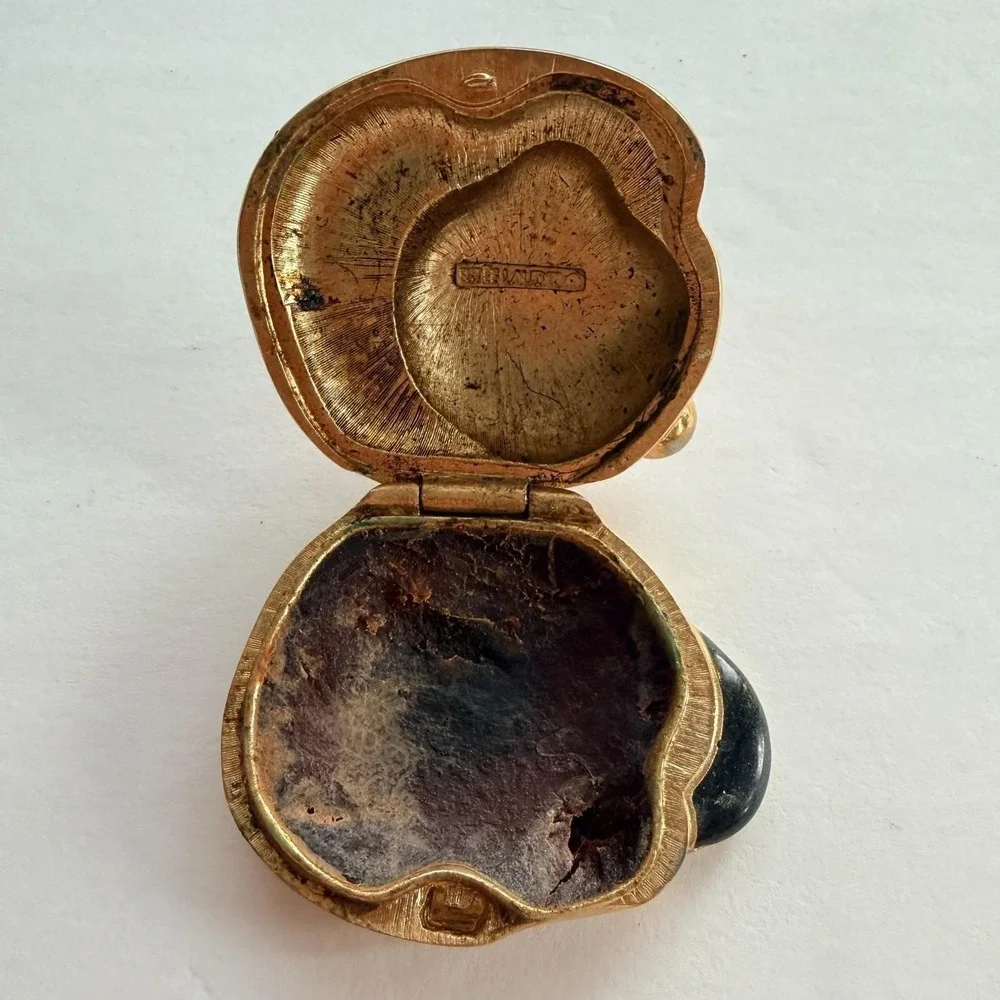 Vintage Estée Lauder Knowing Panda Solid Perfume Compact .11 oz